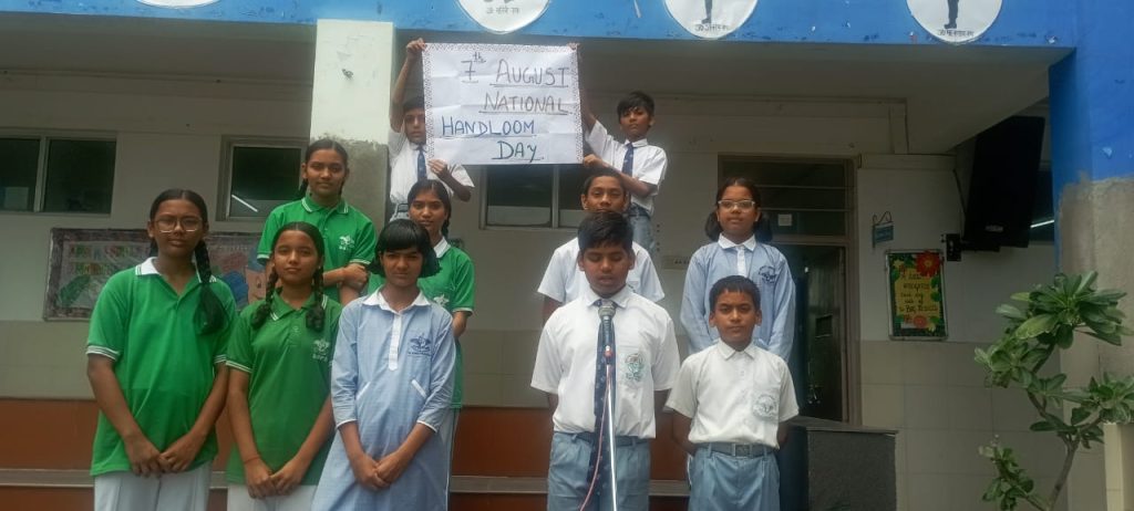 On August 7th, Bal Bharati Public School in Neelbad, Bhopal, joyfully
observed Indian Handloom Day to respect and promote India's rich
cultural history of handloom weaving. The day was full with activities that
emphasized the significance of handloom in Indian history and its
relevance in the present world.
