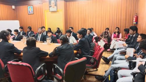 Students of BBPS Neelbad Visited Vidhansabha-13